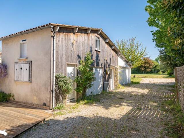Maison vente à Saintes