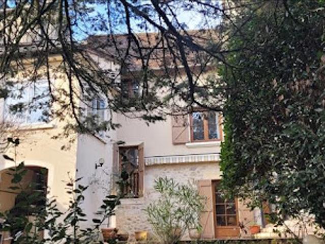 Maison vente à Brive-la-Gaillarde, Beaulieu-sur-dordogne