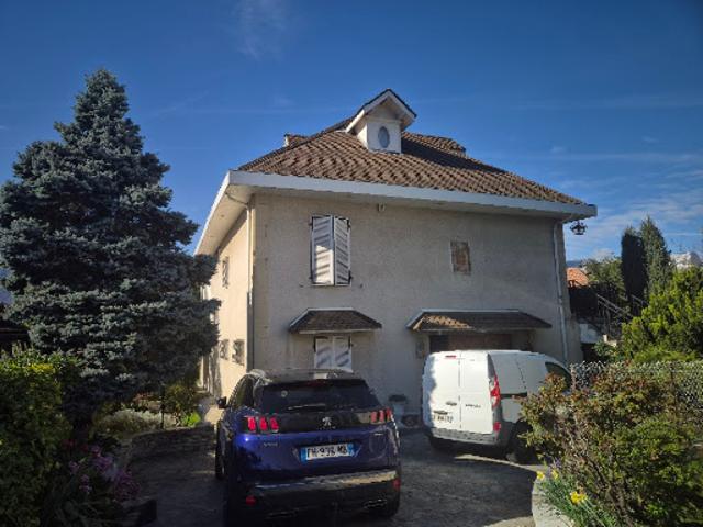 Maison vente à Grenoble, Gières