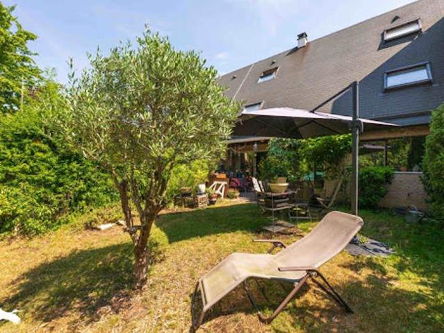Maison vente à Pontoise, Mériel
