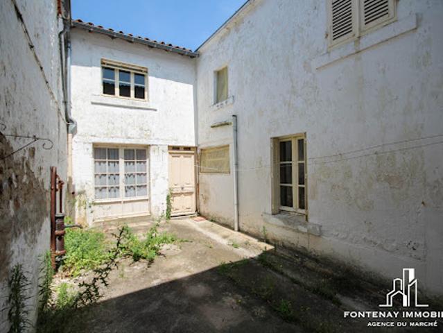 Maison vente à Fontenay-le-Comte, Fontenay-le-comte