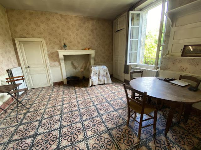 Maison vente à Nevers, Saint-franchy