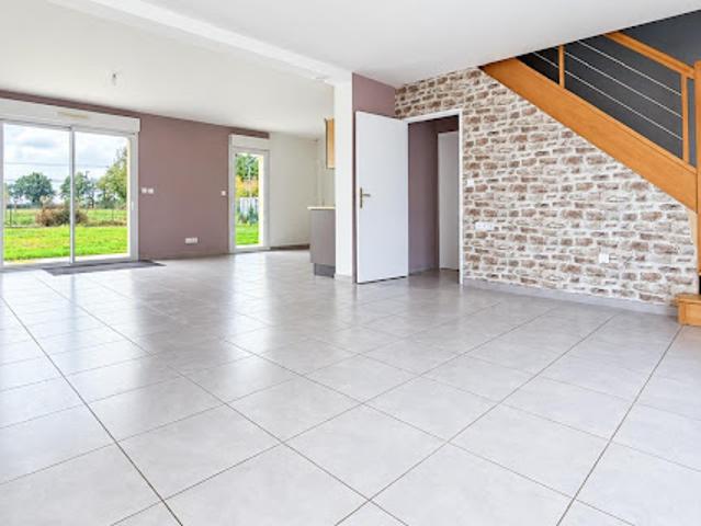 Maison vente à La Bazoge