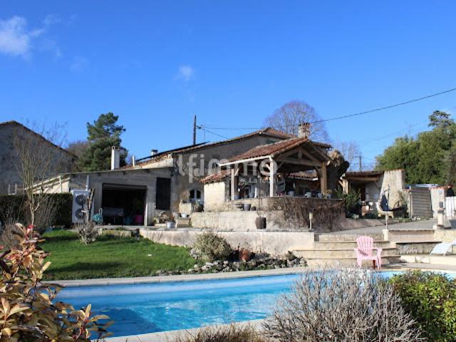Maison vente à Angoulême, Nouvelle-Aquitaine