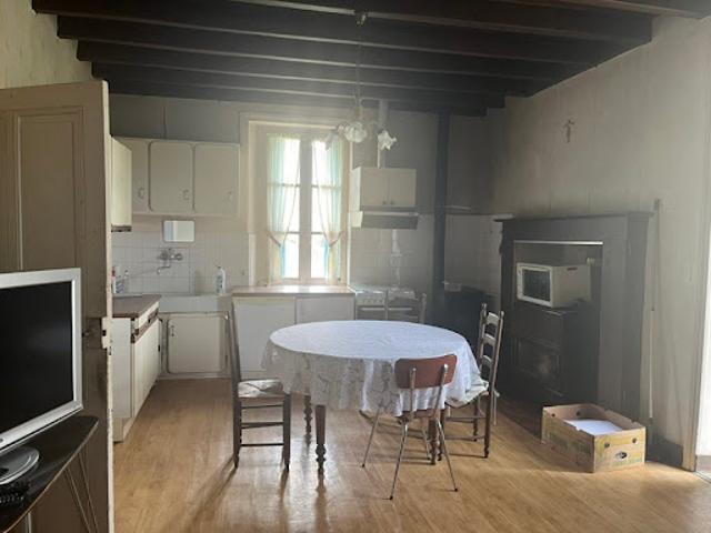 Maison vente à Nontron, Busserolles