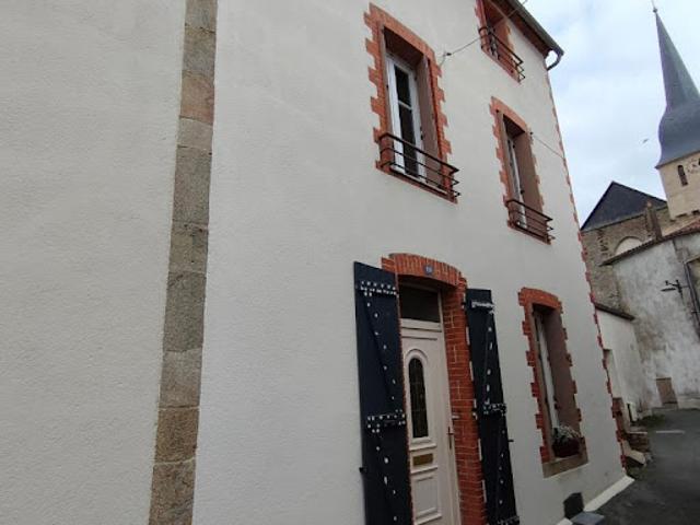 Maison vente à La Roche-sur-Yon, La Gaubretière