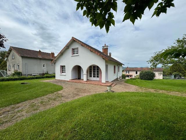 Maison vente à Confolens, Chassenon
