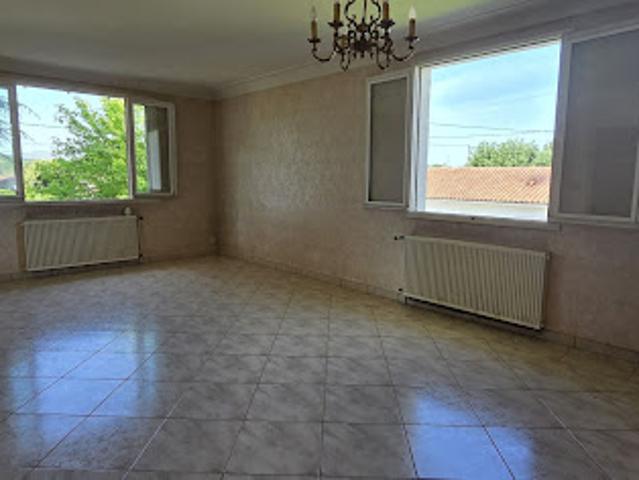 Maison vente à Saint-Seurin-sur-l'Isle, Gironde