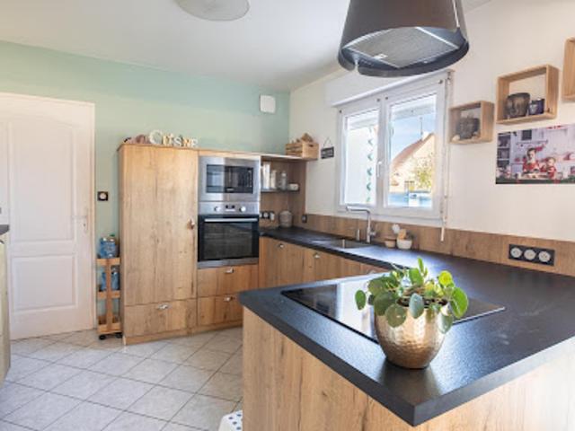 Maison vente à Saint-Symphorien-le-Valois, La Haye