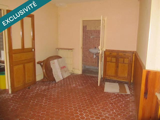 Maison vente à Thiers, Ris