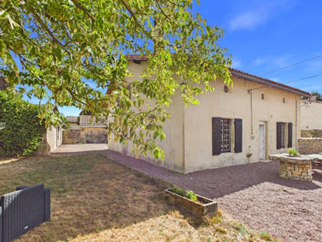 Maison vente à Lezay, Deux-Sèvres