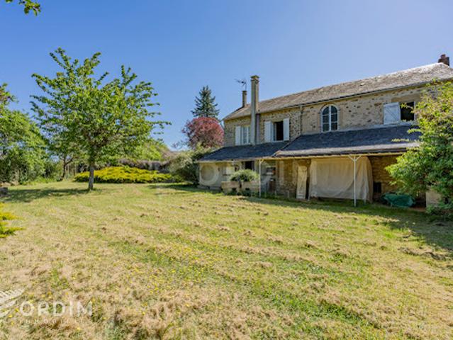 Maison vente à Avallon, Menades