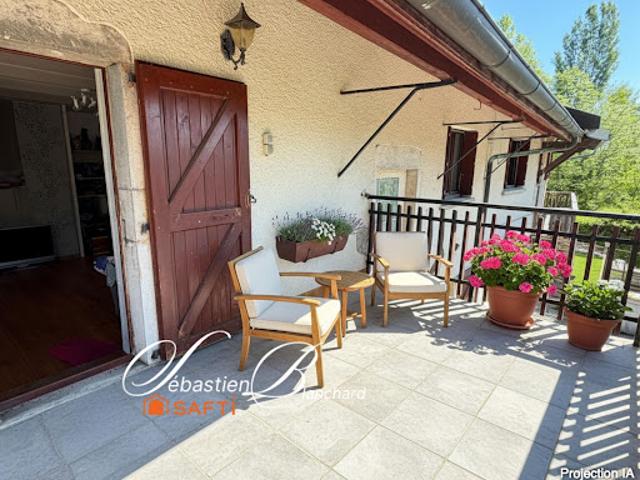 Maison vente à Nantua, Chanay