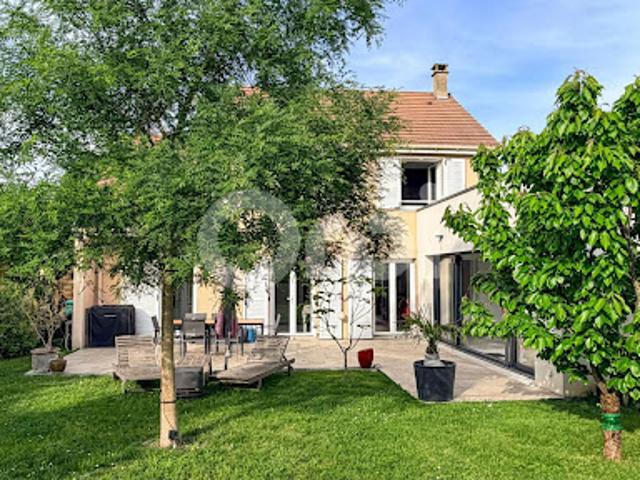 Maison vente à Saint-Germain-en-Laye, Île-de-France