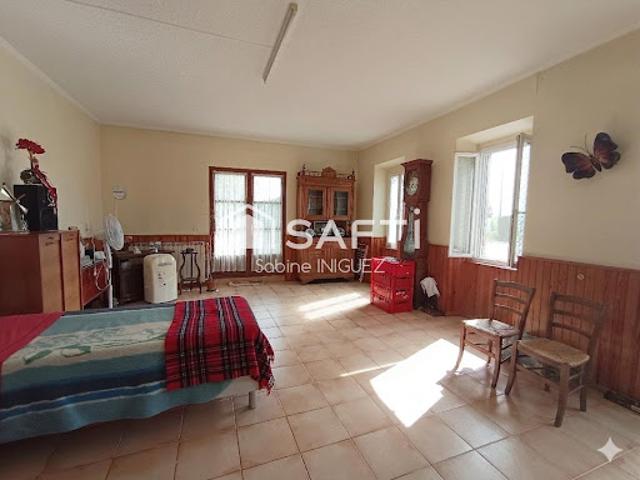 Maison vente à Castres, Blan
