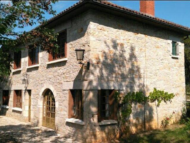 Maison vente à Villefranche-de-Rouergue, Balaguier-d'olt