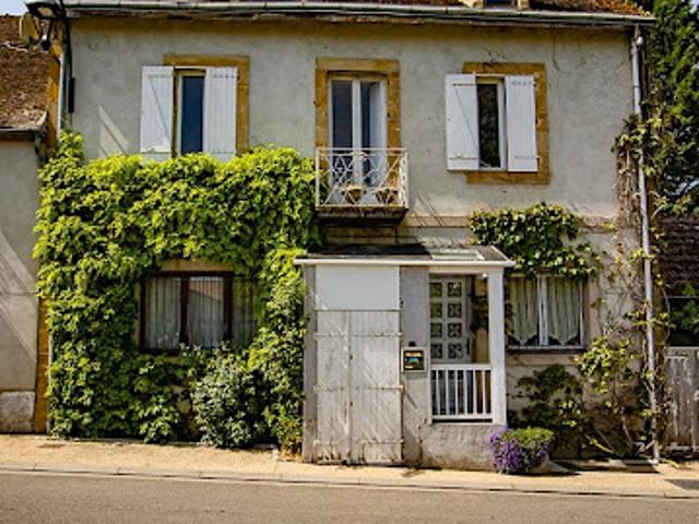 Maison vente à Montluçon, Voussac