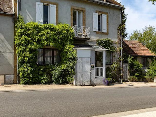 Maison vente à Montluçon, Voussac