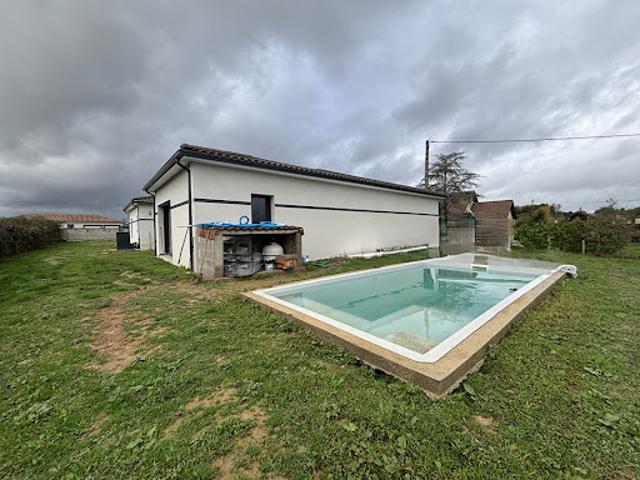 Maison vente à Zone d'activités Bernard Moulinet, Montpon-Ménestérol