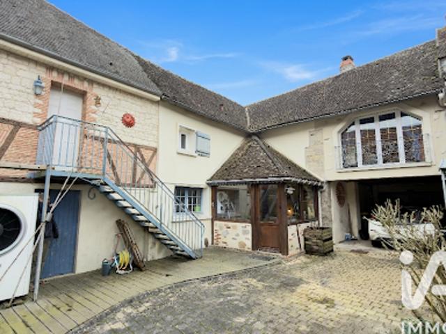 Maison vente à Les Chaises, Chalautre-la-Grande
