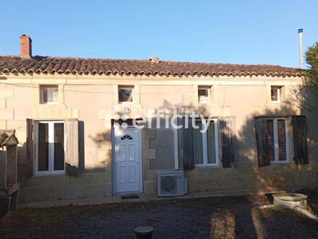 Maison vente à Saint-Jean-d'Angély, Nouvelle-Aquitaine