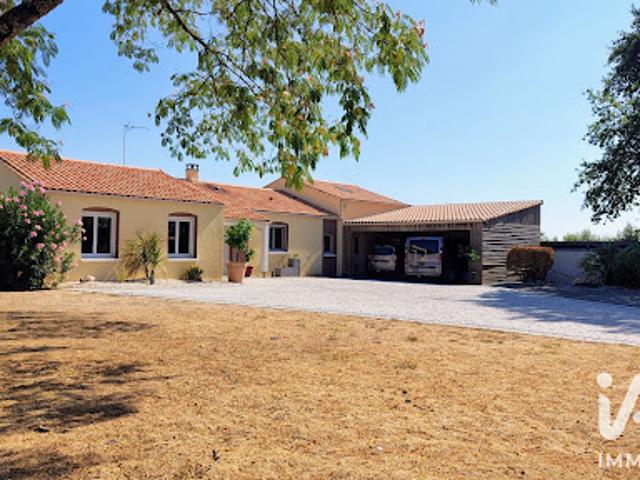 Maison vente à Fontenay-le-Comte, Xanton-chassenon