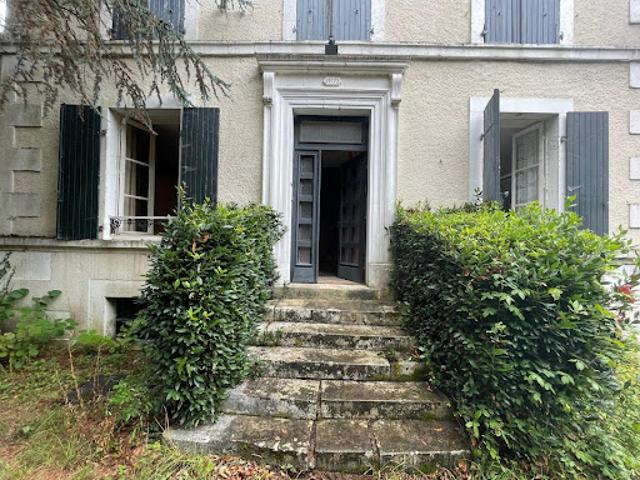 Maison vente à Nontron, Javerlhac-et-la-chapelle-saint-robert