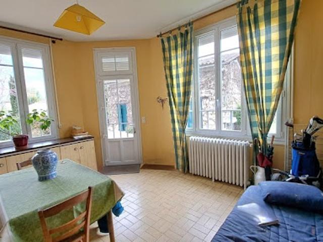 Maison vente à Saint-Seurin-sur-l'Isle, Gironde