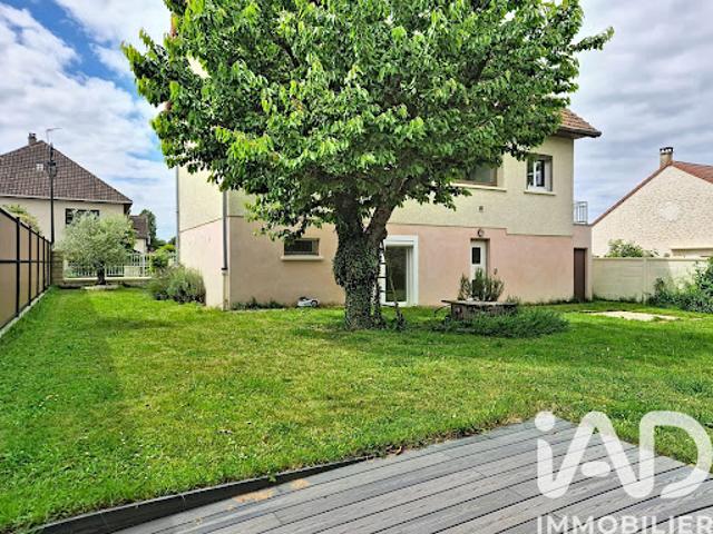 Maison vente à Versailles, Les Clayes-sous-bois