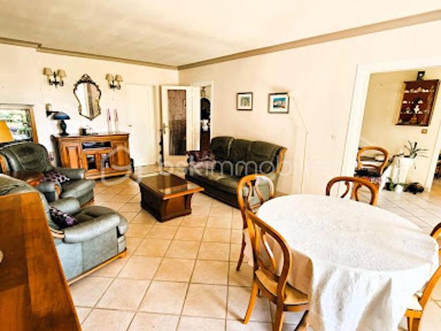 Maison vente à Évry, Echarcon