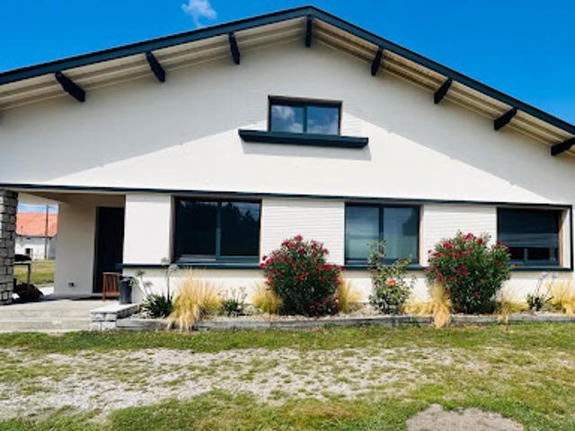 Maison vente à Les Bluhes, Saugnacq-et-muret