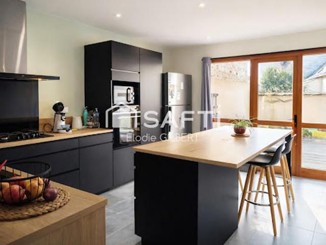 Maison vente à Luché-Pringé, Sarthe