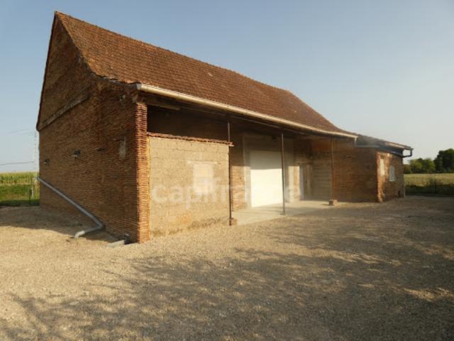 Maison vente à Louhans-Châteaurenaud, Savigny-sur-seille