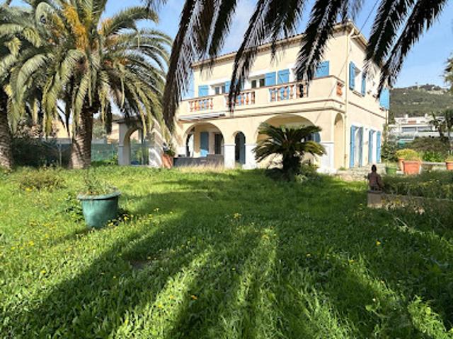 Maison vente à Arrondissement de Toulon, Six-fours-les-plages