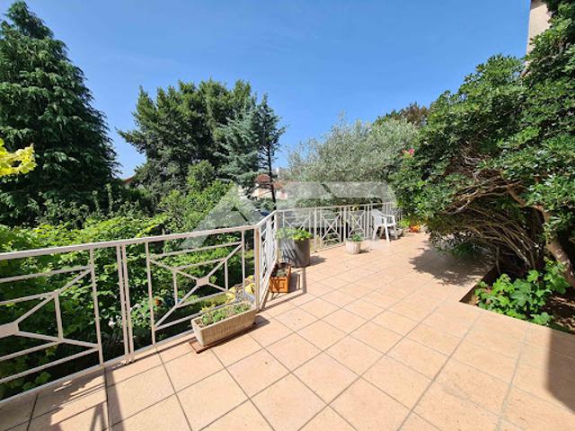 Maison vente à Saint-Germain-en-Laye, Croissy-sur-seine