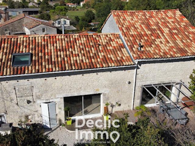 Maison vente à Confolens, Saint-amant-de-boixe