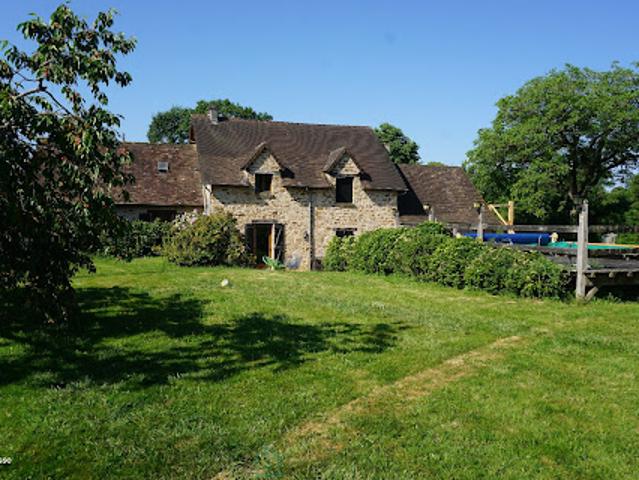 Maison vente à Nontron, Saint-priest-les-fougères