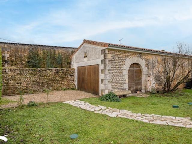 Maison vente à Jonzac, Pons