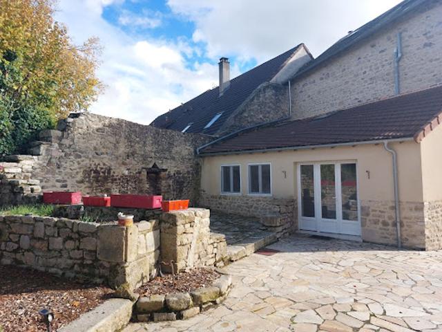 Maison vente à Aubusson, Saint-silvain-sous-toulx