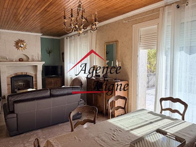 Maison vente à Les Cayrades, Courry