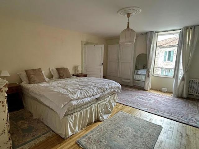 Maison vente à Rochechouart, Marval