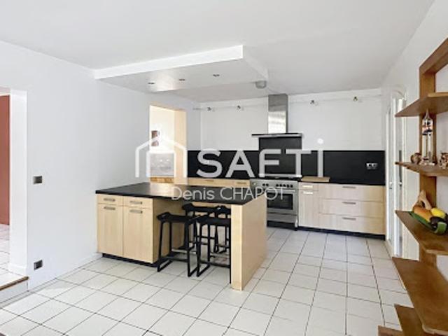 Maison vente à Arrondissement de Toulon, Le Revest-les-eaux
