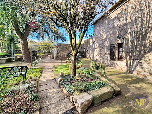 Maison vente à La Roche-sur-Yon, Montaigu
