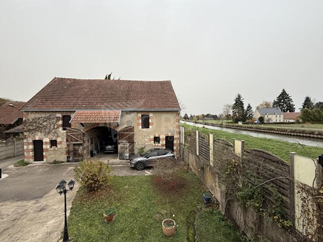 Maison vente à Bourges, Boulleret