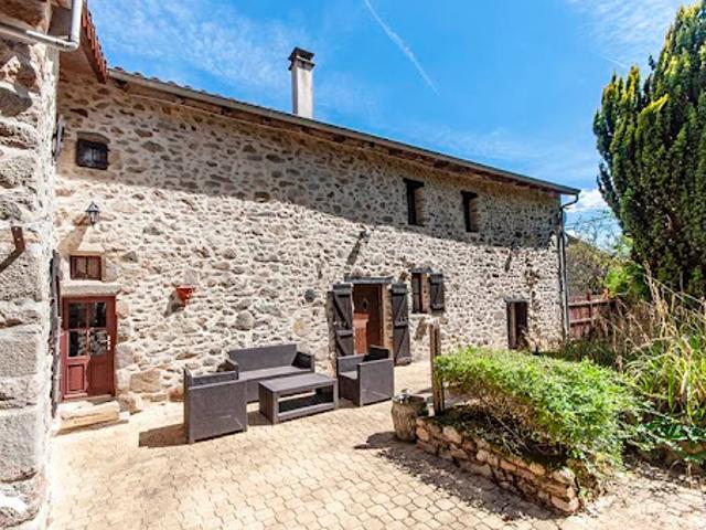 Maison vente à Nontron, Champniers-et-reilhac