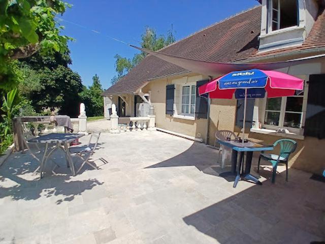 Maison vente à Loches, Charnizay