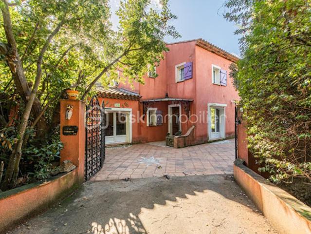 Villa vente à Arrondissement de Toulon, Le Pradet