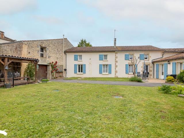Maison vente à Saint-Jean-d'Angély, Paillé