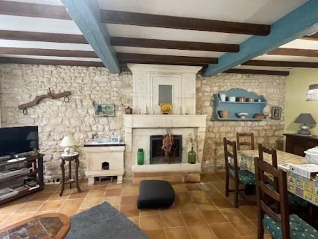 Maison vente à Saintes, Balanzac