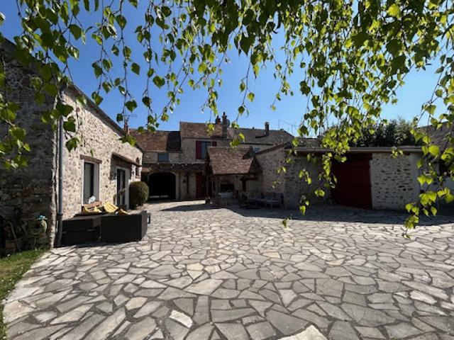 Maison vente à Saint-Eutrope, Linas